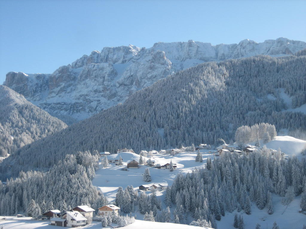 Apartments Etruska Santa Cristina Val Gardena Exteriör bild