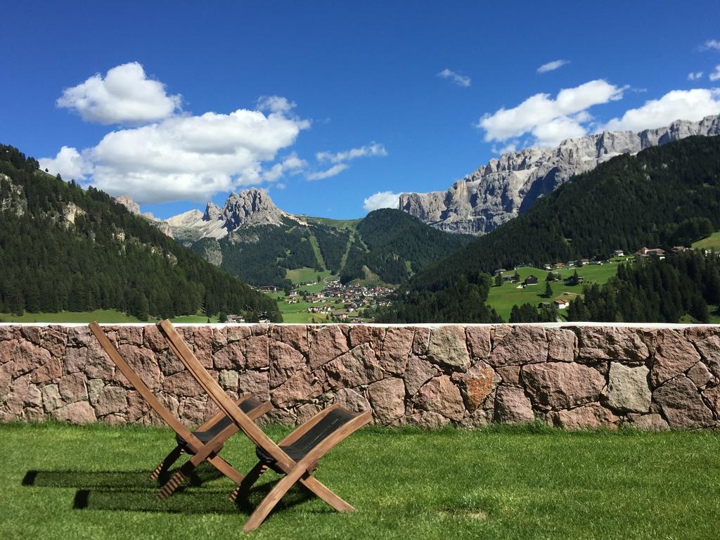 Apartments Etruska Santa Cristina Val Gardena Exteriör bild